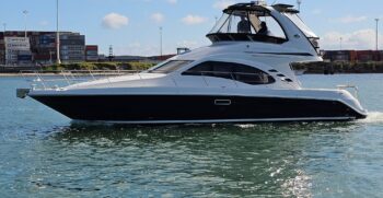 Sea Ray 44